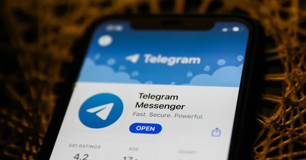 Use group messaging software to manage Telegram contacts and efficiently handle new contacts.
